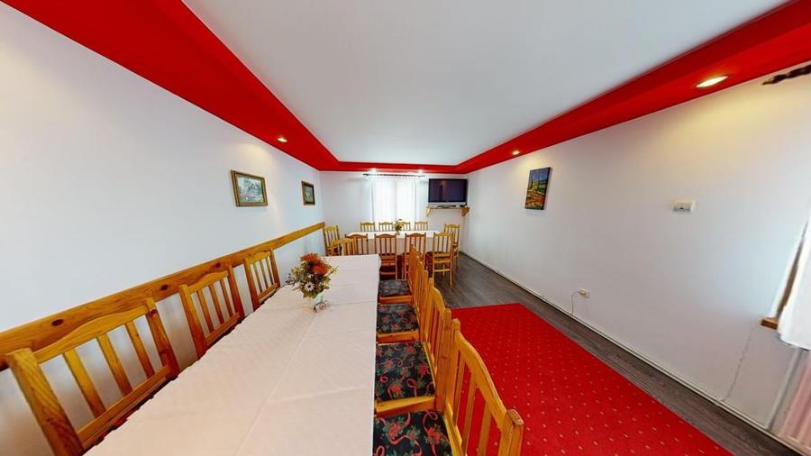 Vila Centrala cu Vedere Unica la Castelul Bran - 12