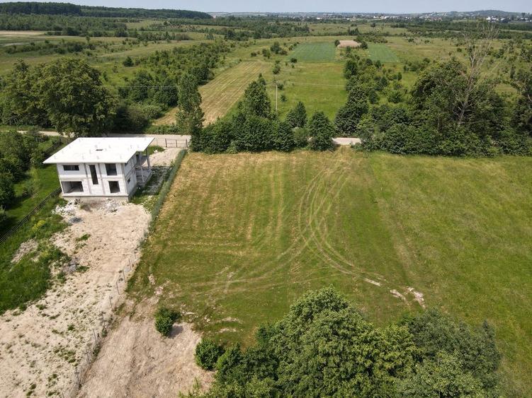 Teren intravilan 5200 mp zona Hardic, Horodnic de Sus - 4