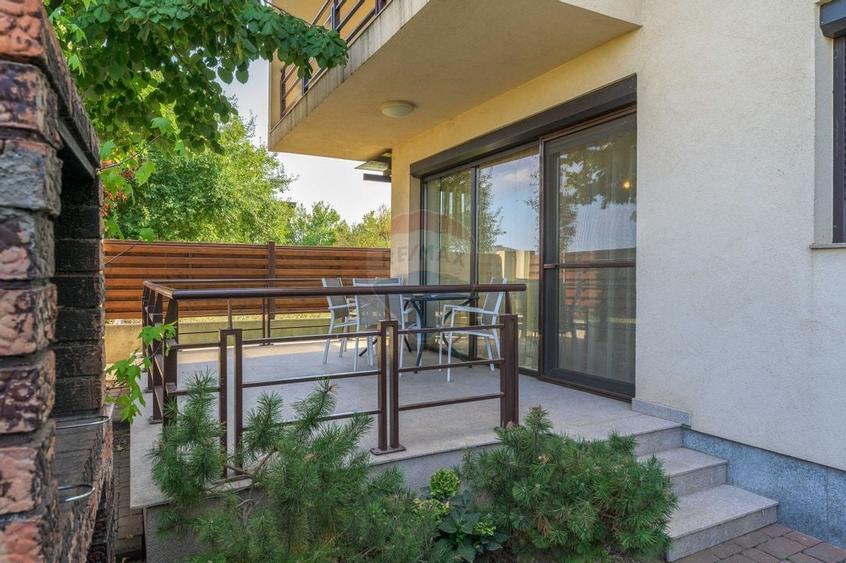 CASĂ / VILĂ PREMIUM DE VÂNZARE ÎN OTOPENI - 16