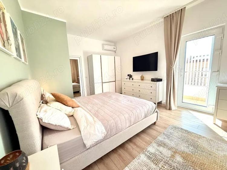 Vila 205 mp, 5 camere cu 5 bai proprii , curte . Eforie Nord - 10