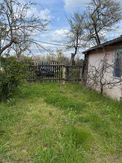 Teren intravilan cu casa batraneasca in vatra satului Dragsina - 3