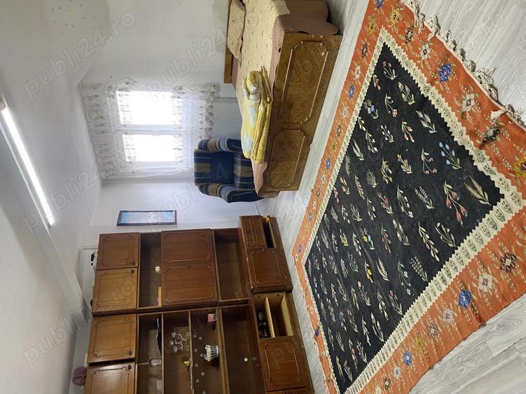 De vanzare casa cu 6 camere - 3