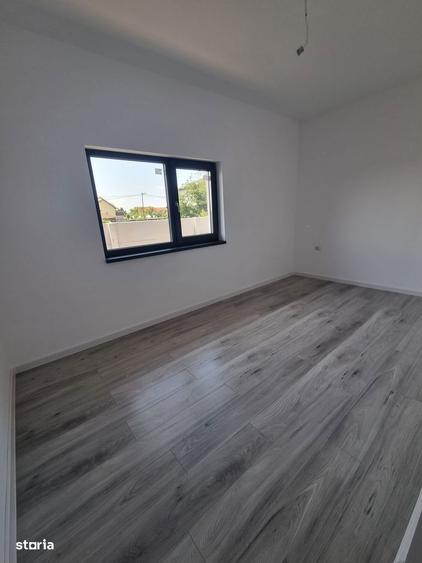 DOMNESTI | Casa parter | toate utilitatile | placa beton | asfalt - 5