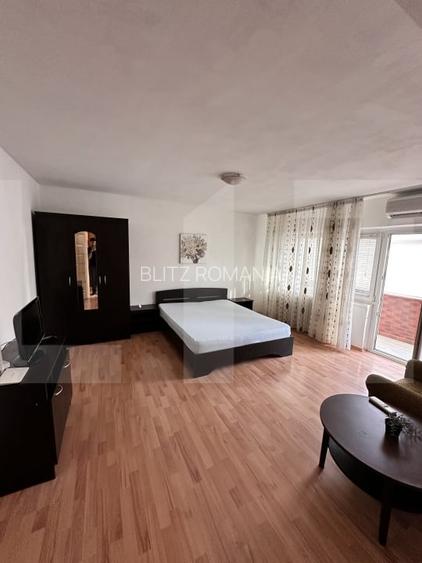 Garsoniera decomandata, 40 mp, Baicului, etaj 4/4, bloc izolat termic, parcare