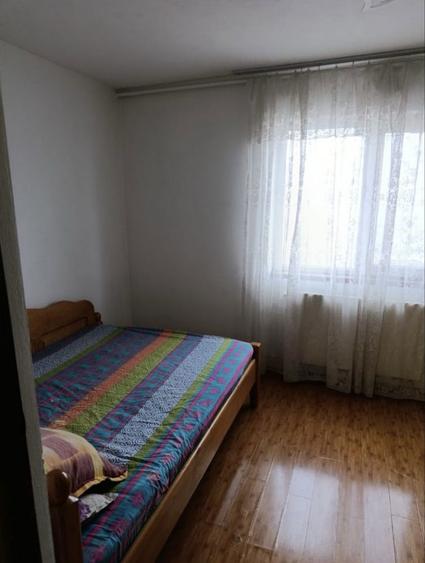 Inchiriez apartament - 4