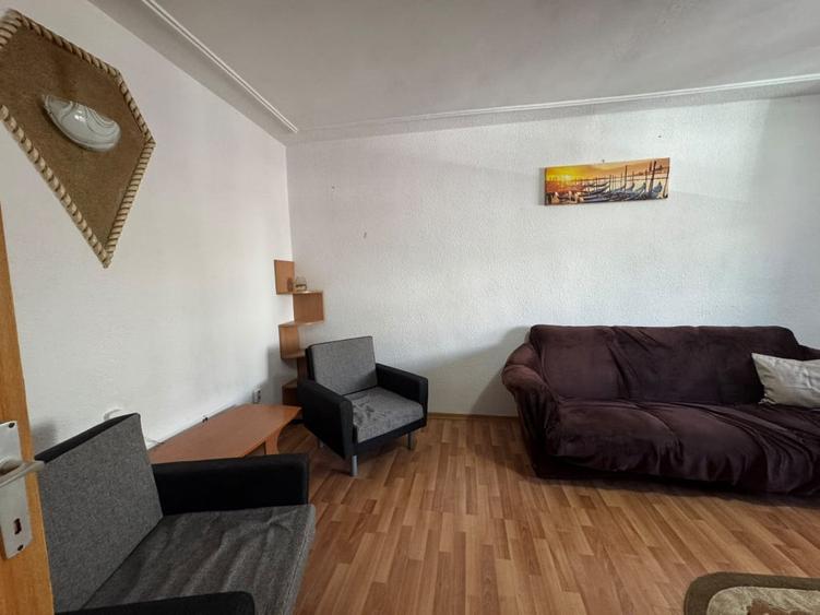 Apartament cu 2 camere decomandat în Dacia