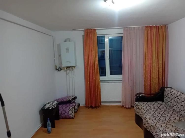 Garsoniera 24 mp, Pia?a Maratei, etaj 1, renovata, cu centrala termica ?i termopan. - 6