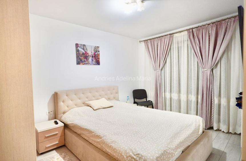 Apartament 3 camere Coresi Kasper boxa parcare inclusa in pret Apartament 3 camere Coresi Kasper boxa parcare inclusa in pret