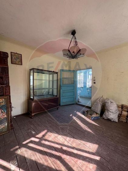 De vanzare casa - Cartier 23 August, la 5 minute de Metrou Republica - 9