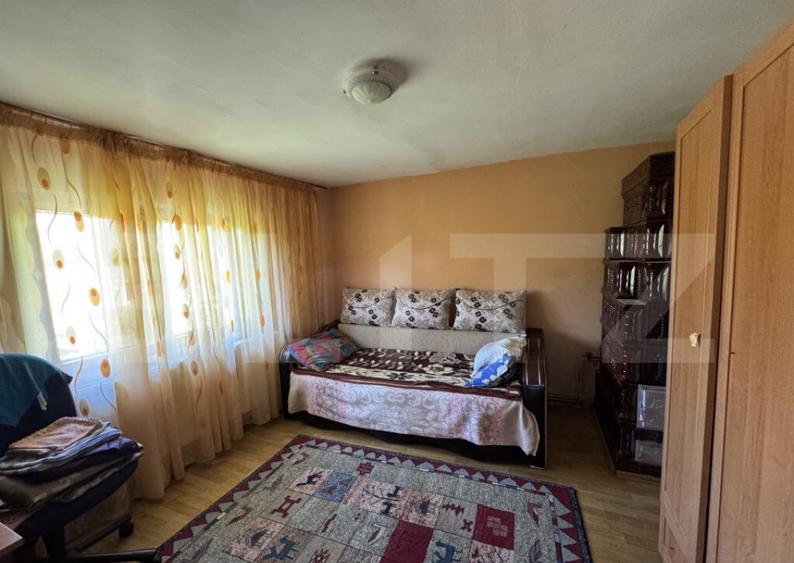 Casa plan parter cu 4 camere, 160 mp si 13000 mp teren, zona - 13