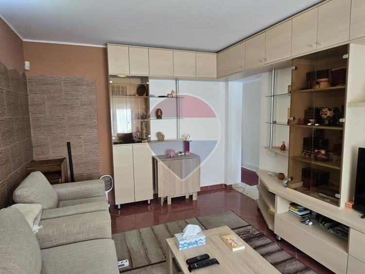 Casă individuală cu 4 camere cu Teren 273 Mp în Ferentari