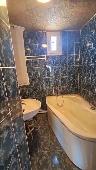 Vand casa curte soseaua Colentina 493 la pod - 2