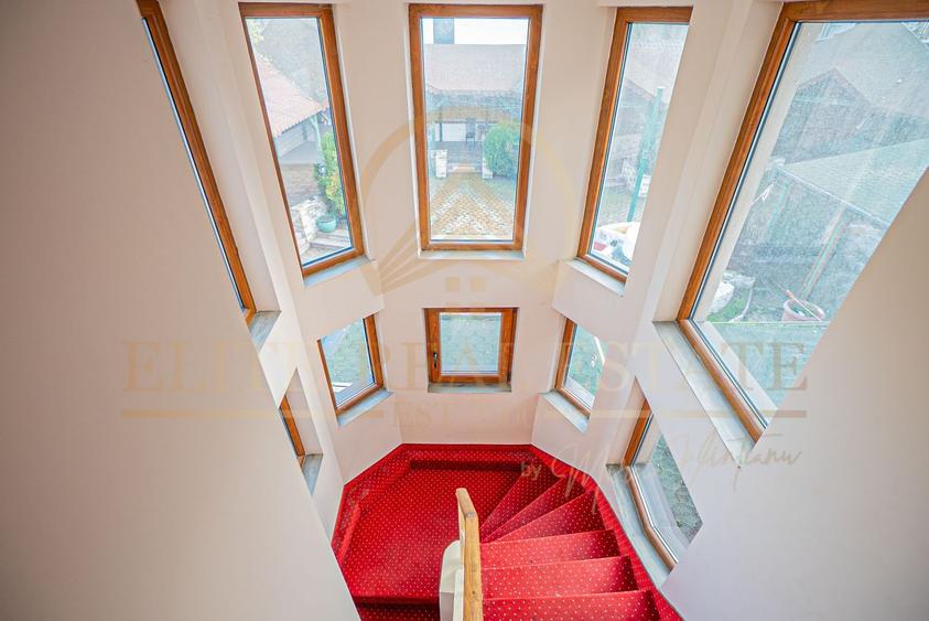 Ultracentral - Proprietate comercială P+M la 200 m de mare. - 16