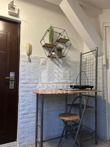 Garsoniera de 12 mp, ideal pentru investitie - 5
