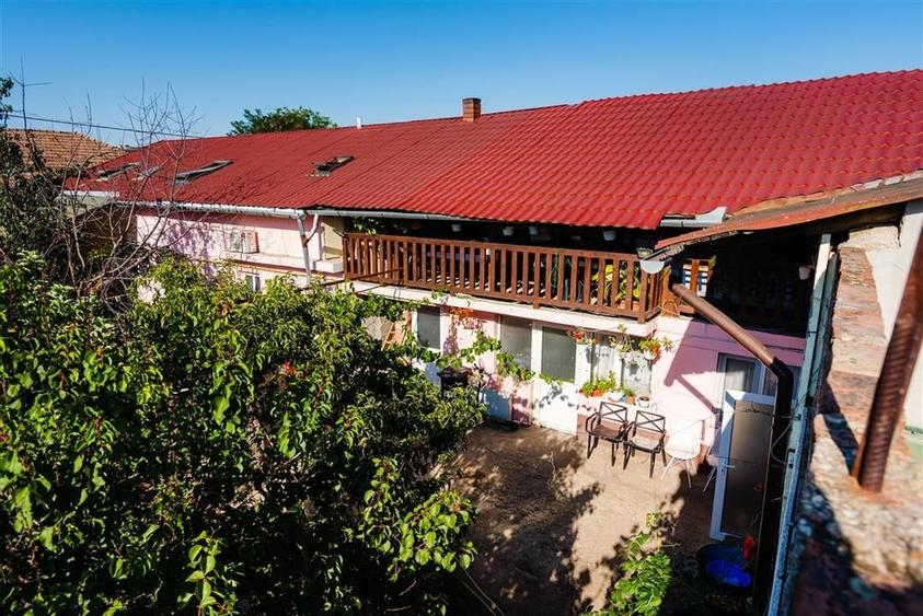 RECO Casa de vanzare cu mansarda la 2 minute de Lotus - 19