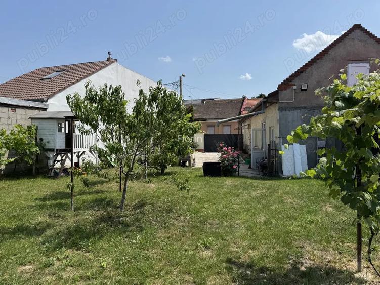 Casa de vanzare central cu teren pt dezvoltatori
