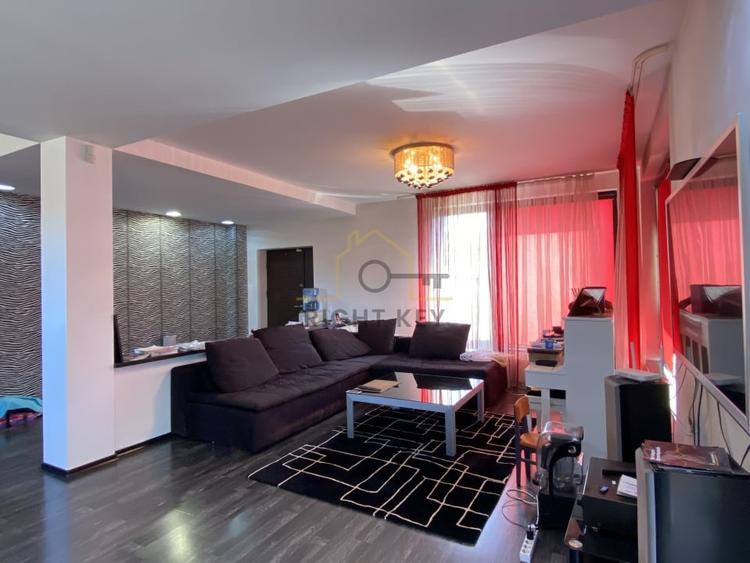 Vila complet mobilata, 4 camere, garaj, 414 mp teren, comision 0% - 7