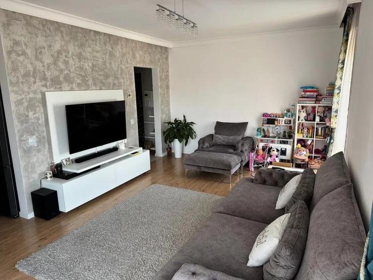 RECO . Apartament cu 3 camere Prima Residence . - 2