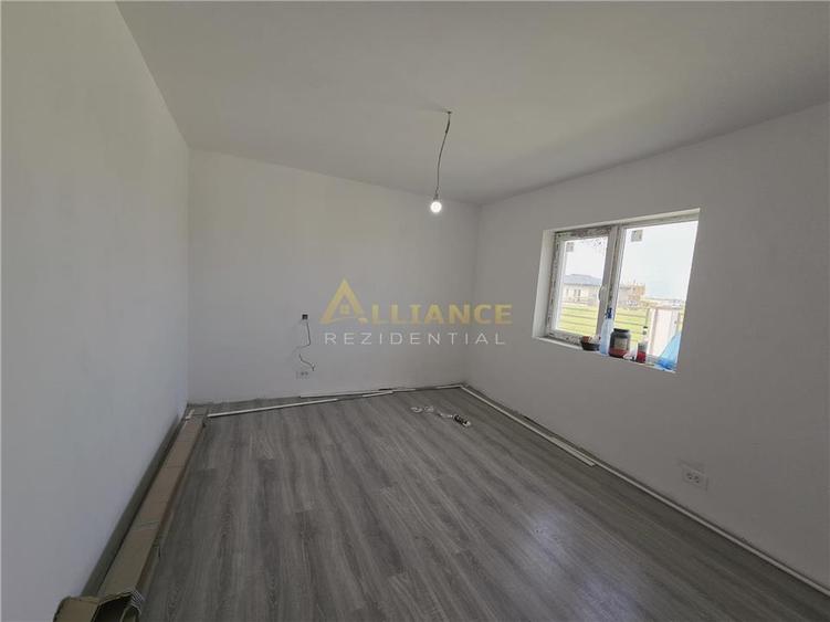 Casa parter- pod mansardat- 360mp teren- placa de beton - 7