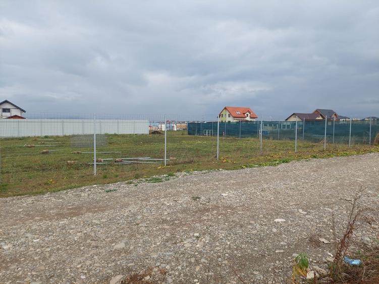 470 mp Teren Intravilan Valea cu Flori - 3