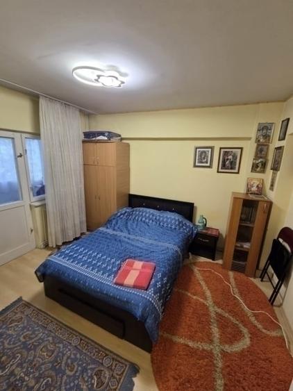 Apartament 3 camere decomandat cu 2 bai - etaj 2 - 1980 - 1