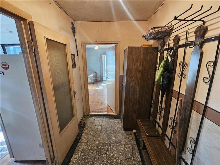 Resita, 2 Cam. Mobilat+Utilat, Micro 3 - 19