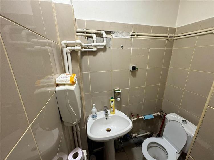 Sp comercial stradal- B.dul Bucuresti, 80 mp, renovat, comision 0% - 12