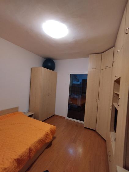 Apartament cu 1 camera- ETAJ  1- Iulius Mall - 2