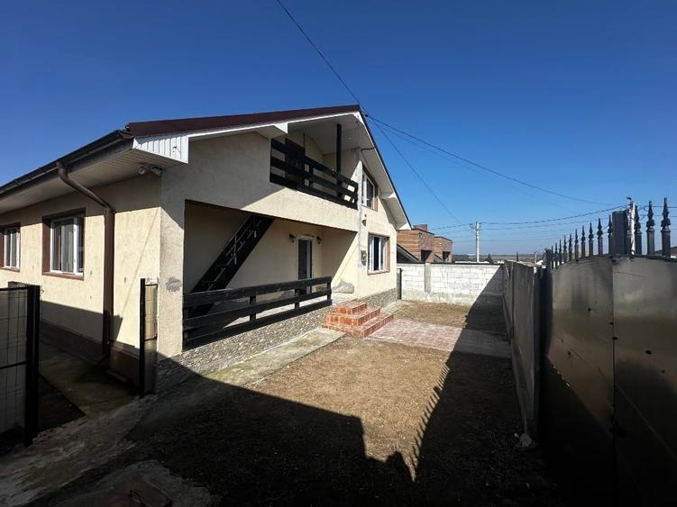 Casă de vânzare în Valu lui Traian - 3