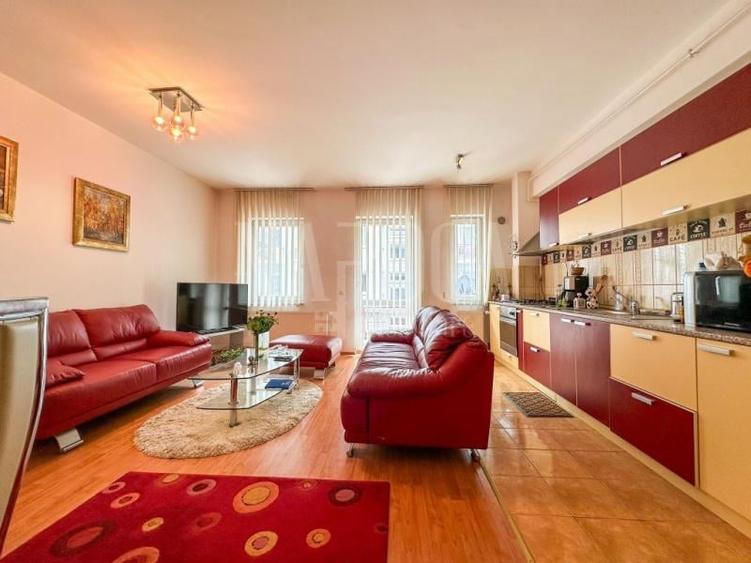 Apartament 3 camere de vanzare in Centru, Cluj Napoca - 2