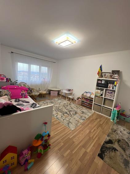 Apartament 2 camere  decomandat , zona  Cetate , mobilat - 6