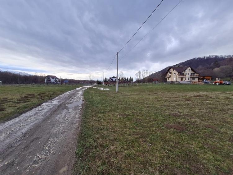 Teren - zonă turistică Râșnov, Glăjărie - 7