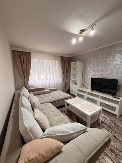 Inchiriez apartament 3 camere Micro 4 - 3