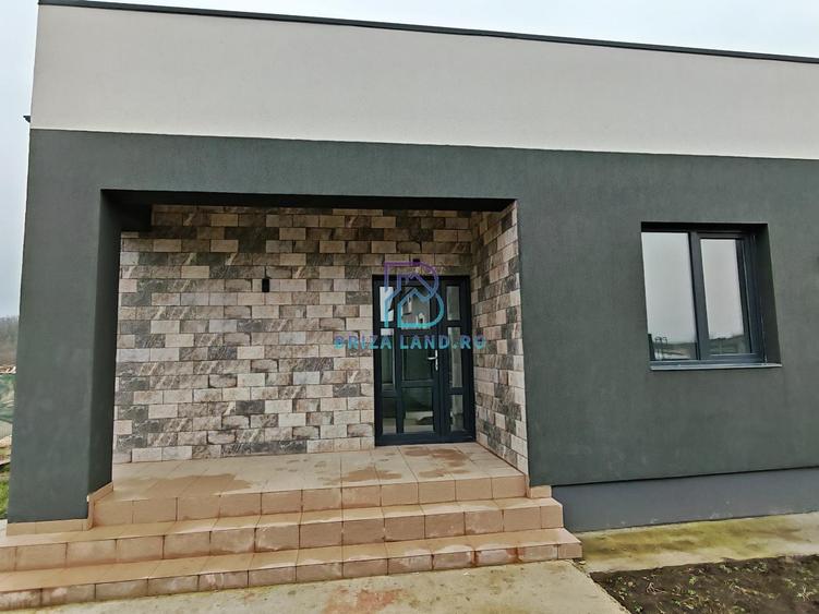 Gulia, casa Parter, suprafata 107mp, 4 camere, doua bai, teren 340mp - 1