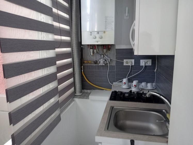 Vand garsoniera Ultracentral Piatra Neamt 37.000 piata 22 Decembrie - 1