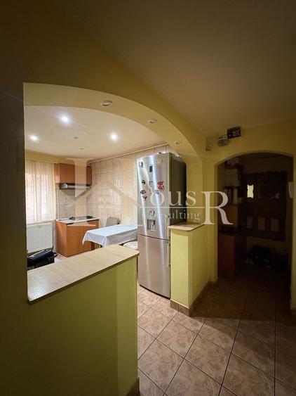 Decomandat. la etajul 2, intr-un bloc izolat termic. Centrala proprie ! - 6