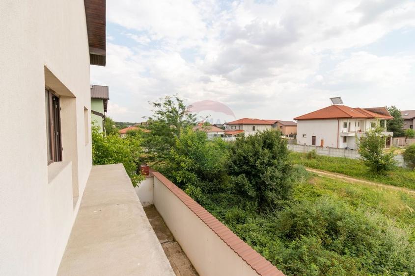 Vila deosebita P+1+M de vanzare Pantelimon - Padurea Cernica - 33