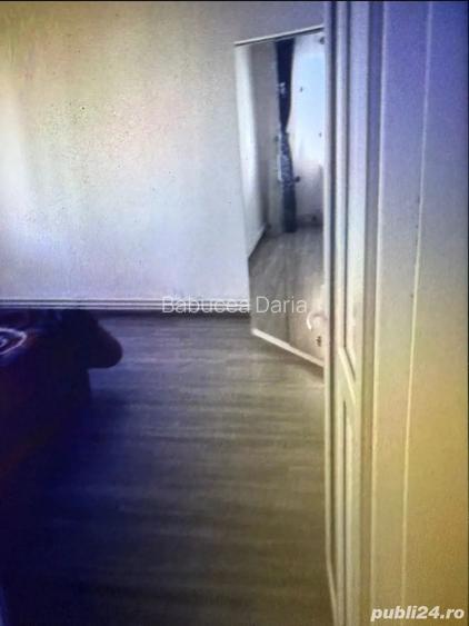 Inchiriez apartament cu 3 camere Inchiriez apartament cu 3 camere