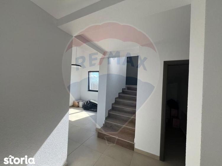 Casa / Vila 5 camere in zona Nord - 10