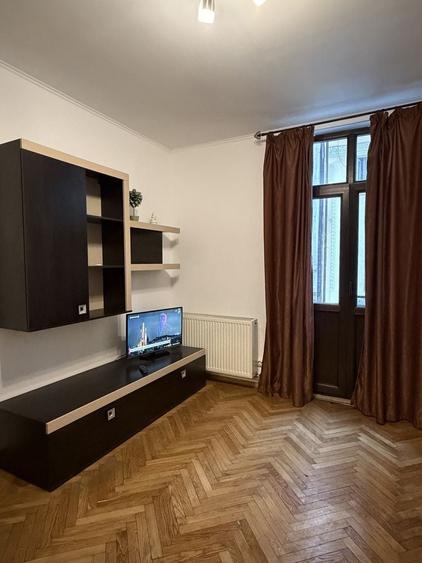 2 camere- Piata Rosetti/ Universitate de inchiriat - 2