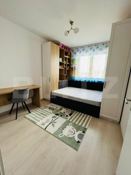 Penthouse LUX pe un singur nivel, cu 3 camere, 79 mp, decomandat, zona Tractorul - 10