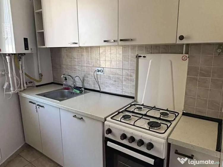 Inchiriez apartament 2 camere central - 6