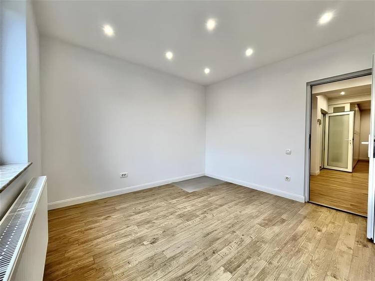 Apartament Decomandat Central cu 3 Camere potrivit unei S.C. - 10