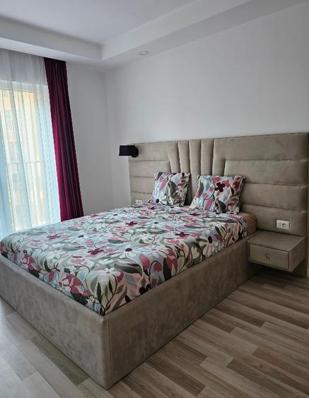 Ofer spre închiriere apartament două camere Cosmopolis  - 3