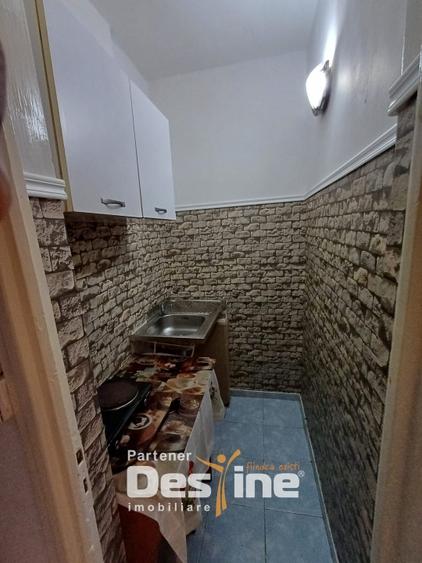 Apartament 1 camera - Decomandat, 26 mp, Etaj 2/9 - Piata Nicolina, Podu Ros - 3