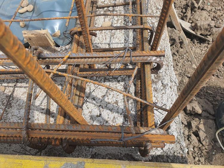 Casă la cheie pe 1 nivel 4cam. 2 bai,1 dresing 650 mp. teren - 20