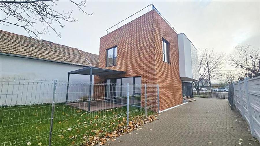 CASA noua stil minimalist 4 camere, carport C.Buziasului - 1