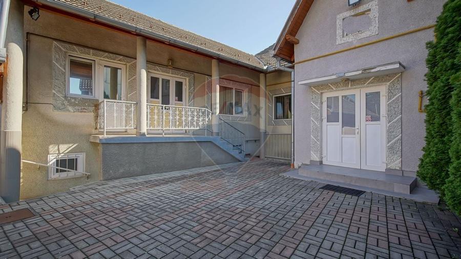 Comision 0 %! Casa de vanzare in zona Turches - 2