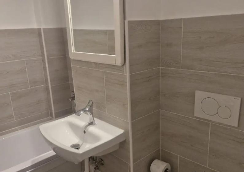 Apartament 3 camere Micro 3 - 6