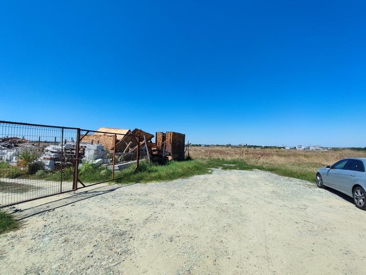 Teren Construcții intravilan de 1834 mp, în Boreal